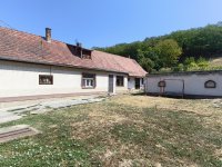 Eladó családi ház, Pincehelyen 19 M Ft, 5 szobás