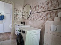 Eladó téglalakás, Komáromban 39.9 M Ft, 3 szobás