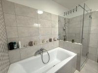 Eladó családi ház, Kecskeméten 119 M Ft, 4 szobás