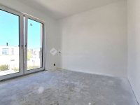 Eladó ikerház, III. kerületben 196 M Ft, 3+1 szobás