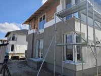 Eladó téglalakás, Mendén 79.9 M Ft, 4 szobás
