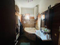 Eladó családi ház, Kartalon 289.9 M Ft, 4 szobás