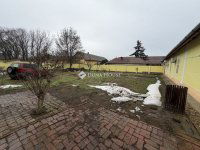 Eladó családi ház, Szarvason 130 M Ft, 5+1 szobás