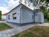 Eladó családi ház, Mosonmagyaróváron 67 M Ft, 2 szobás