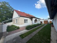 Eladó családi ház, Makón, Mikócsa utcában 115 M Ft, 3 szobás