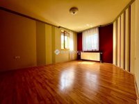 Eladó családi ház, Bólyban 109.5 M Ft, 5 szobás