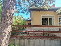 Eladó családi ház, Jászladányon 6.5 M Ft, 2 szobás