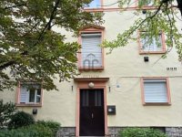 Eladó téglalakás, Pécsett 24.5 M Ft, 1 szobás