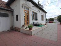 Eladó családi ház