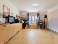 Eladó családi ház, XVIII. kerületben 134.9 M Ft, 6 szobás