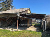 Eladó családi ház, Szekszárdon 29.999 M Ft, 1 szobás