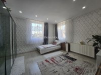 Eladó családi ház, XIX. kerületben 129.99 M Ft, 7 szobás