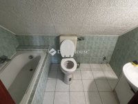 Eladó családi ház, Dunaújvárosban 62.5 M Ft, 6 szobás