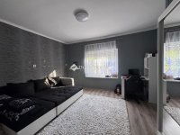 Eladó családi ház, Pécsett 84.99 M Ft, 4 szobás