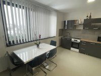 Kiadó téglalakás, albérlet