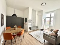 Eladó téglalakás, VI. kerületben 71.9 M Ft, 2 szobás