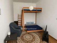 Eladó téglalakás, Székesfehérvárott 39.9 M Ft, 1 szobás