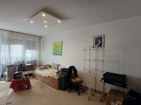 Eladó panellakás, Dunaújvárosban, Lajos Király körúton 27 M Ft