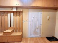 Eladó panellakás, Pécsett 47.9 M Ft, 3 szobás