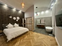 Eladó téglalakás, V. kerületben 259 M Ft, 3 szobás