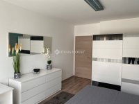 Kiadó téglalakás, albérlet, Debrecenben 320 E Ft / hó, 3 szobás