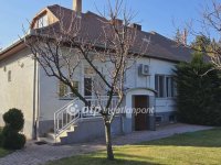 Eladó ikerház, Debrecenben 198 M Ft, 3 szobás