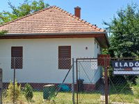 Eladó családi ház, Gárdonyban, Sólyom utcában 57 M Ft
