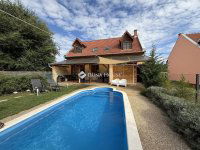 Eladó családi ház, Abádszalókban 68 M Ft, 6 szobás