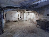 Eladó üzlethelyiség