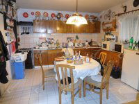 Eladó családi ház, Somlószőlősön 149.9 M Ft, 6 szobás