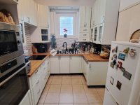 Eladó családi ház, Vecsésen 90 M Ft, 4 szobás