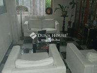 Eladó családi ház, II. kerületben 243.84 M Ft, 6 szobás