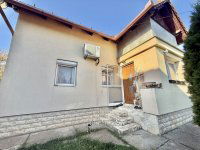 Eladó családi ház, Pécsett 84.9 M Ft, 3 szobás