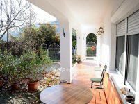 Eladó családi ház, III. kerületben 169 M Ft, 7 szobás