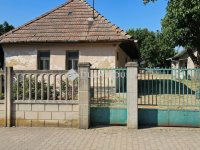 Eladó családi ház