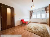 Eladó panellakás, Dunaújvárosban 31.9 M Ft, 2 szobás