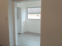 Eladó családi ház, Tápiószecsőn 59.9 M Ft, 5 szobás