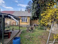 Eladó ikerház, Esztergomban 61.9 M Ft, 3 szobás