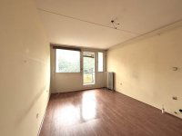 Eladó panellakás, Pécsett 32.9 M Ft, 2 szobás
