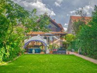 Eladó családi ház, XIX. kerületben 149.9 M Ft, 5 szobás