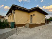 Eladó téglalakás, Monoron 79.9 M Ft, 4 szobás