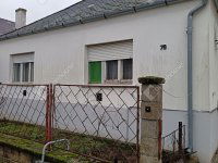 Eladó családi ház