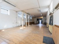 Eladó családi ház, XV. kerületben 289 M Ft, 8 szobás