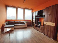 Eladó panellakás, Szekszárdon 32.9 M Ft, 3 szobás