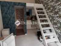 Eladó téglalakás, VI. kerületben 36.9 M Ft, 1 szobás