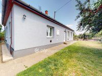 Eladó családi ház, Dombrádon 15 M Ft, 2+1 szobás