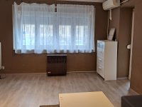 Kiadó téglalakás, albérlet, Szolnokon 180 E Ft / hó, 3 szobás