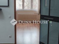 Eladó téglalakás, Székesfehérvárott 59.8 M Ft, 3 szobás
