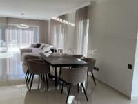 Eladó családi ház, Velencén 179.9 M Ft, 4 szobás