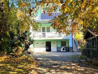 Eladó családi ház, III. kerületben 330 M Ft, 5 szobás